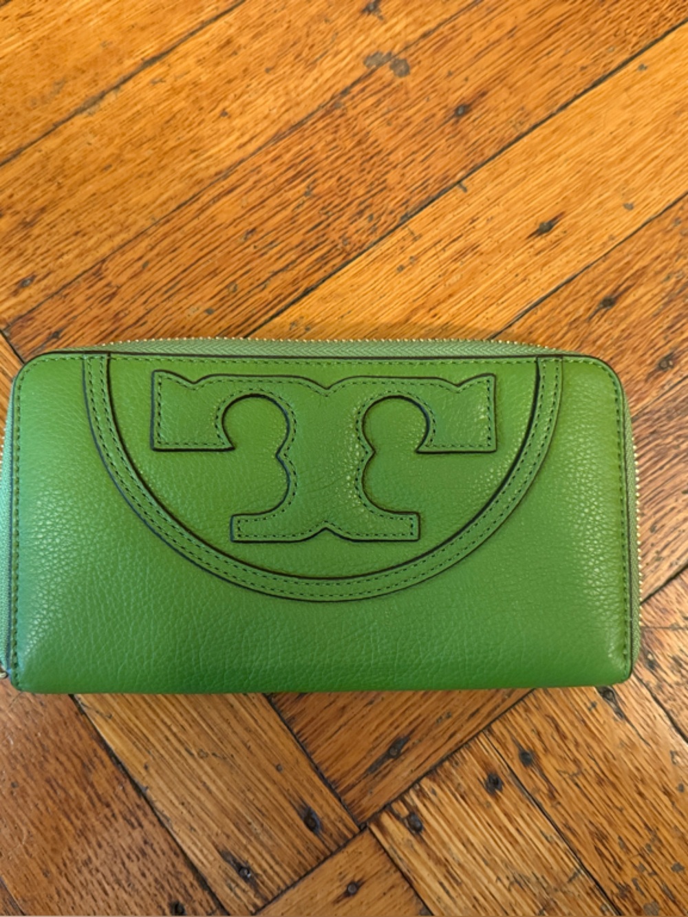 Tory Burch Lime Green Zip Wallet with Logo Appliqué
